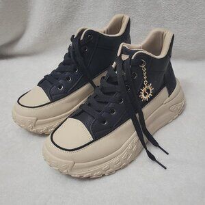 womens 11 black and tan shoes